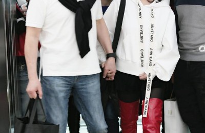 A sweatshirt paired with super shorts is warm on the top and cold on the bottom (rare among people with sugarcane legs)