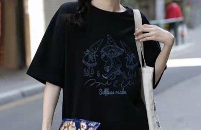 How to wear T-shirts with a sense of fashion (9 sets of T-shirt wearing demonstrations by fashionistas)