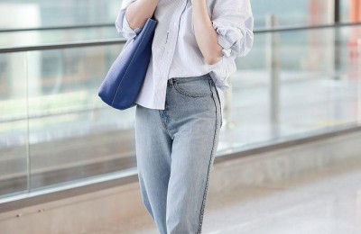 Pairing a T-shirt with jeans is very low-key and simple (without any airs)