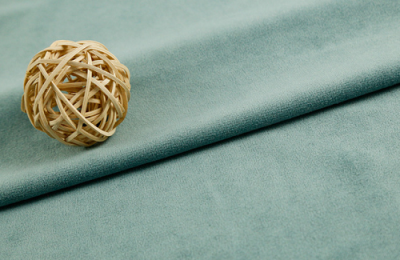 What is velvet? What are the characteristics of velvet fabric?