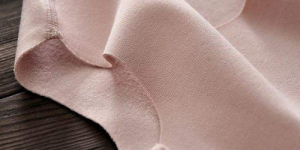 What kind of fabric is DeRong? What are the characteristics of DeRong fabric?
