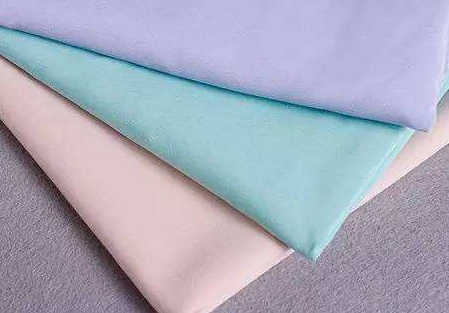 What is polyester staple fiber?  What is the difference with polyester filament?