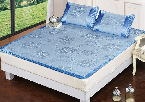 How to clean ice silk mat